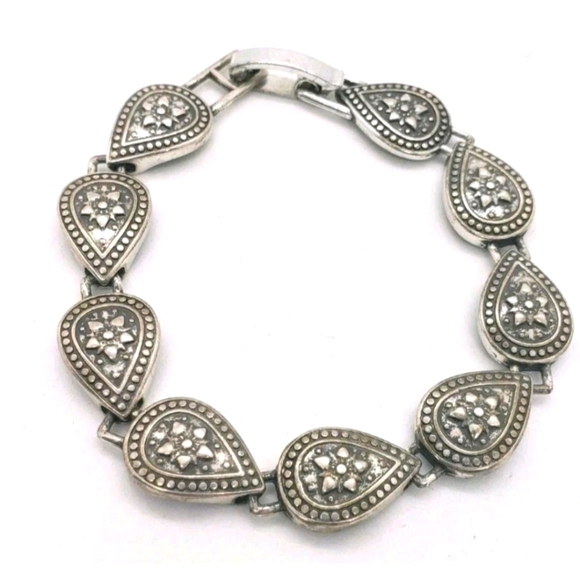 Brighton Jewelry - Vintage Brighton Silver Floral Tear Drop Link Bracelet